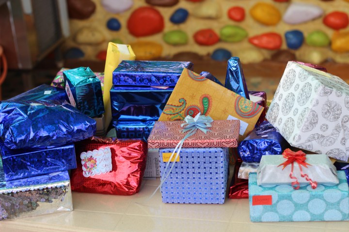 rtParty_SecretSanta_01